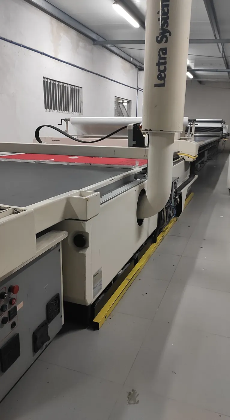 Lectra automatic cutting